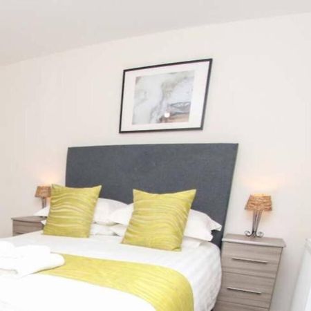 No12-Luxe Living Guest Apartment- 1 Bed-Garden-Private Parking-Wifi-Beach-City Swansea Exteriör bild